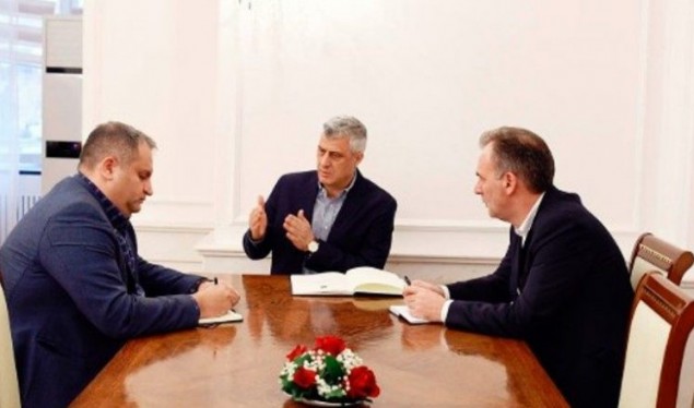 Thaçi i dorëzon sot Ekipit Negociator dokumentet e dialogut hashim thaci 1760