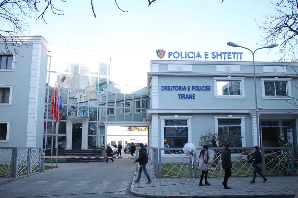 FOTOT/ Klement Balili niset për te Krimet e Rënda kb