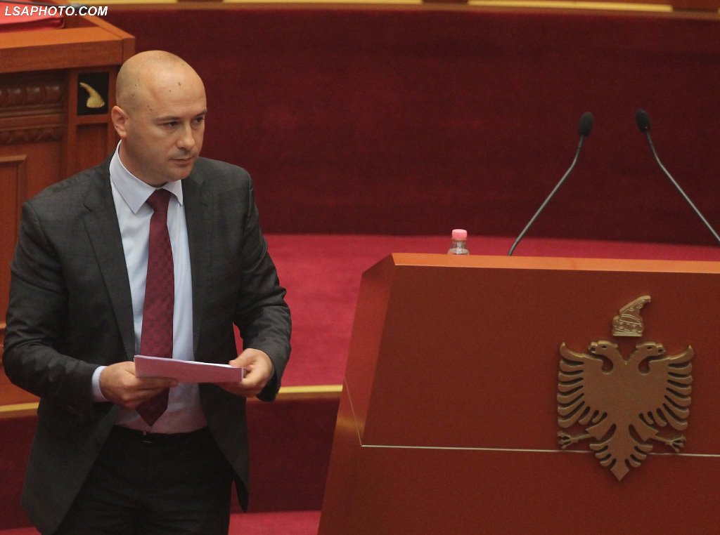 U largua nga LSI për te PS, flet Gledion Rahovica: Aty ka plasur intriga dhe tradhtia, një pjesë e kandidatëve janë kushërinj me njëri-tjetrin rahovica