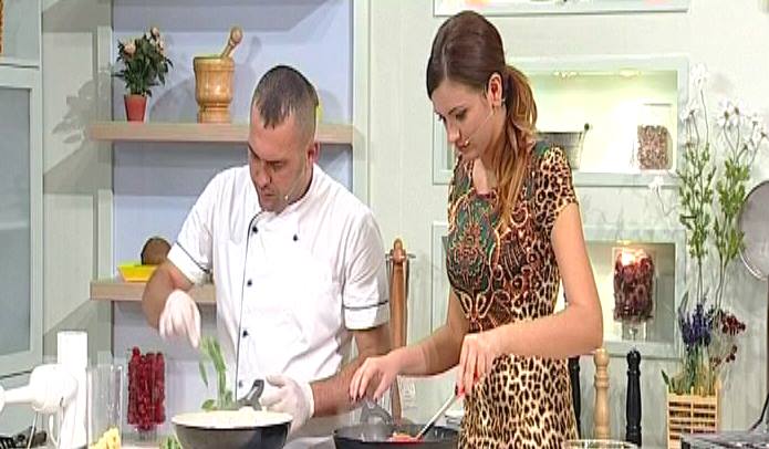 Nga televizioni në politikë, kush është zv/ ministrja e re e Arsimit 8 1377987 441498322622116 459324837 n