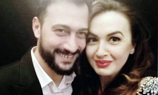 Pse zihet çifti i njohur i aktorëve shqiptar: Ndonjëherë na shohin ‘me dyshim’ komshinjtë” 2 640 0 5c65bcb29c1d9