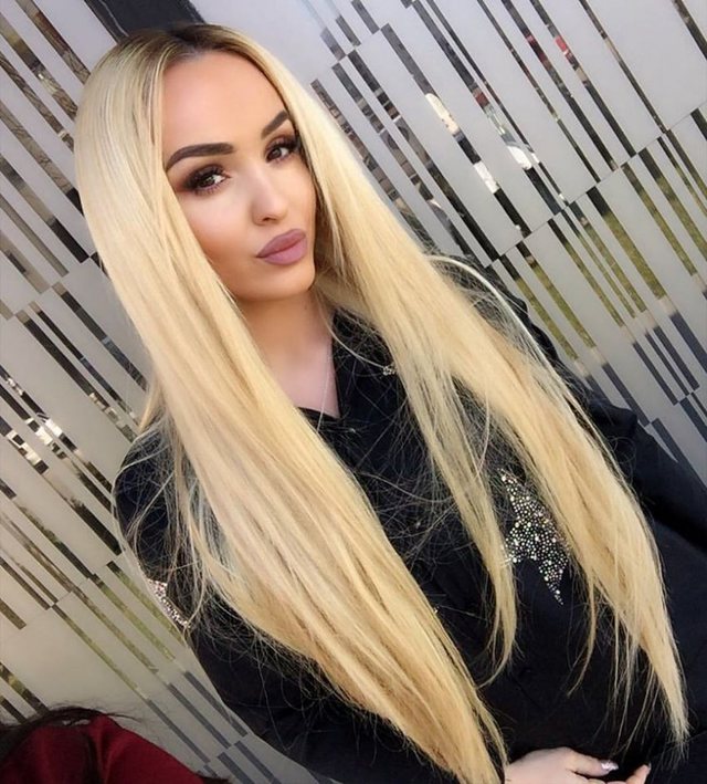 Adelina Berisha imiton Xhensilën dhe ngjashmëria do t’ju lë gojë hapur 4 640 0 5c6ab76eea67d