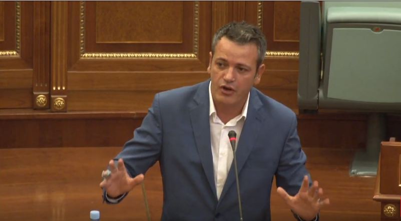 Deputeti i LDK: Qëndrimi i Thaçit për kufijtë, i rrezikshëm për Kosovën Arben Gashi