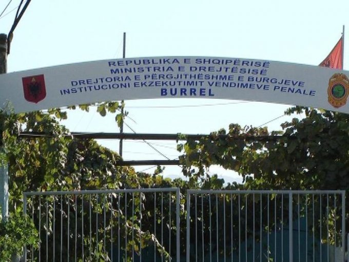 Burgu famëkeq / “Këtu i thonë Burrel, ku hyn e nuk del” 3 BURGU BURREL
