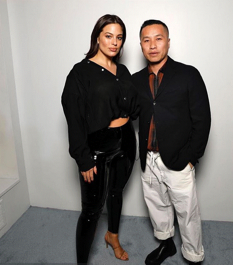 Ashley Graham mbi pesh por shumë seksi! 3 ashley