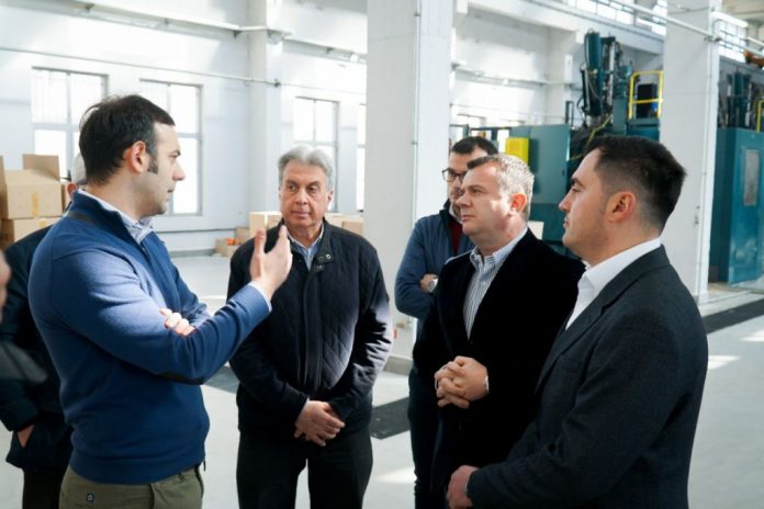 Elbasan/ Hapet kompania e prodhimit të pjesëve të këmbimit për automjetet Peugeot, Renault dhe Maserati balla