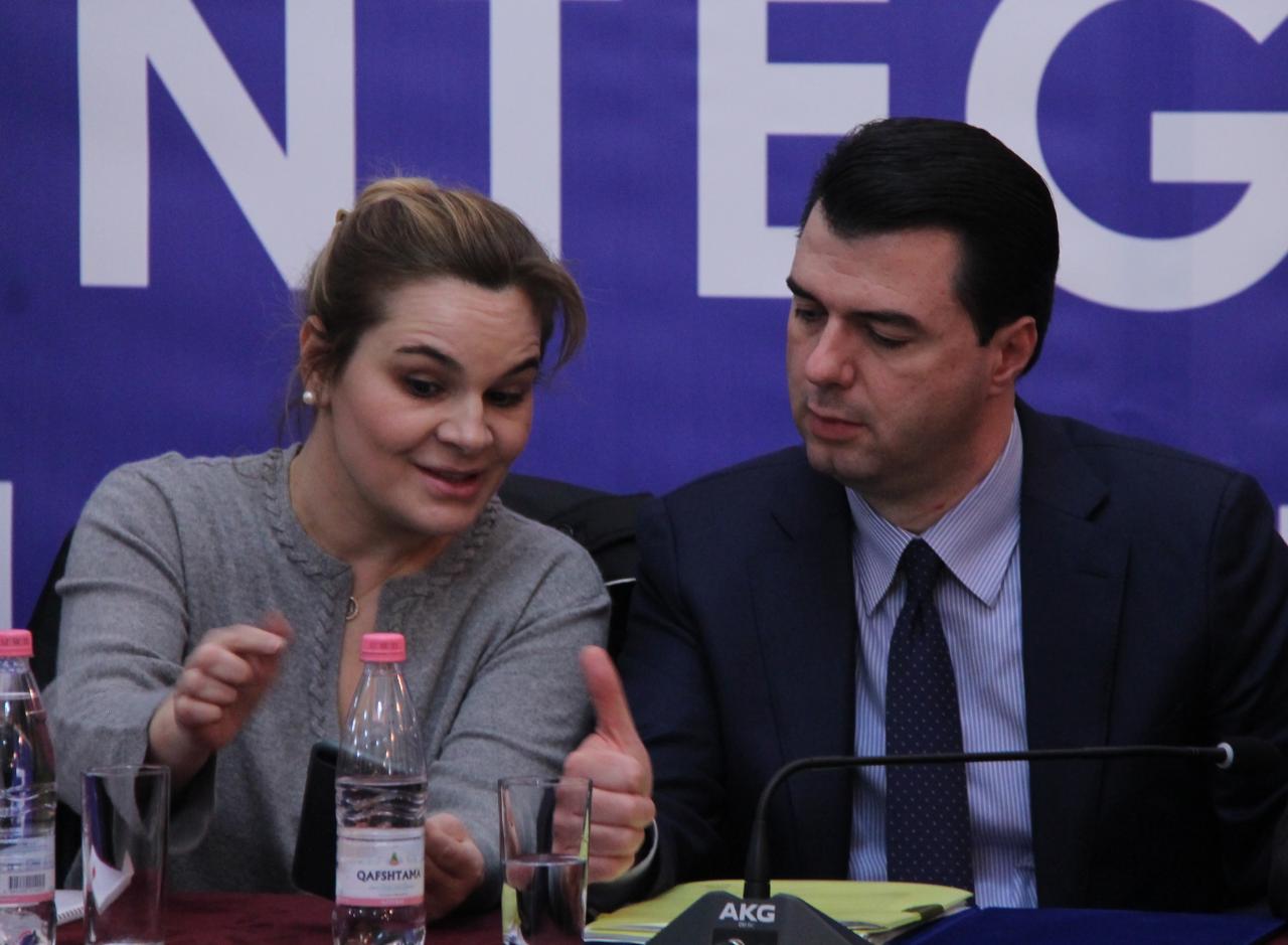 Zbulohet hileja e opozitës me lënien e mandateve. Firmosën sot, por hyn në fuqi në prill? kryemahdi basha