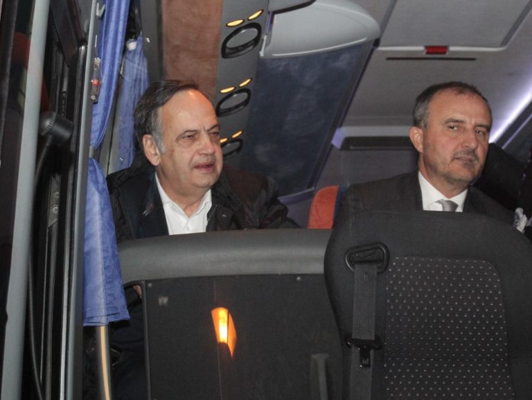 Fotot/ Delegacioni i PE larg luksit, lëvizin nëpër Tiranë me autobus 1 sorecaaa