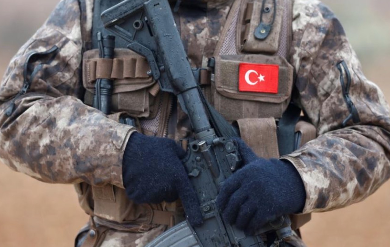 E ardhmja e ushtrisë në Turqinë e Erdoganit ushtar turk