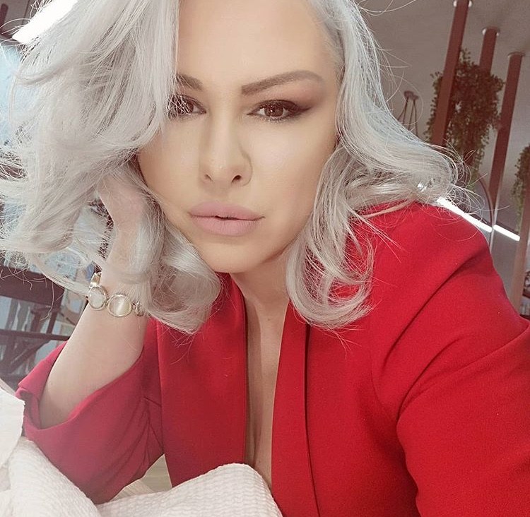Vesa Luma rrëfen ngjarjen e vështirë që i ndodhi me djalin kur shkoi në Zelandën e Re 4 vesa 2