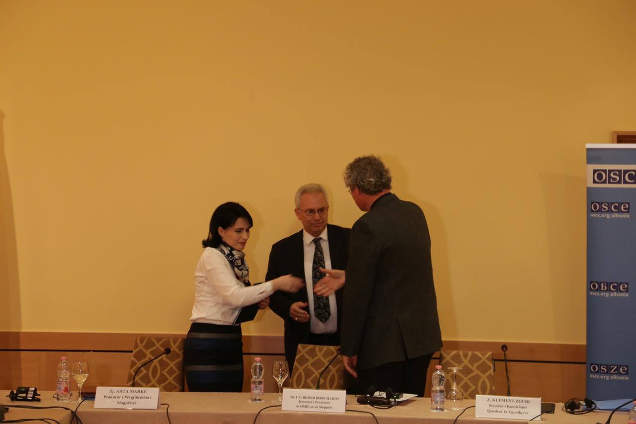 OSBE: Shqipëria në moment kritik! T’i jepet përgjigje akuzave për shitblerje votash Borchardtzguri marku