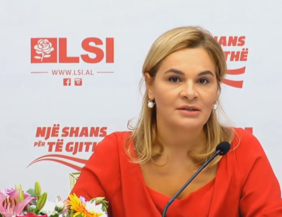 Kryemadhi takim me strukturat e LSI në Tiranë: Në fund të majit kemi zgjedhjet e parakohshme Mona