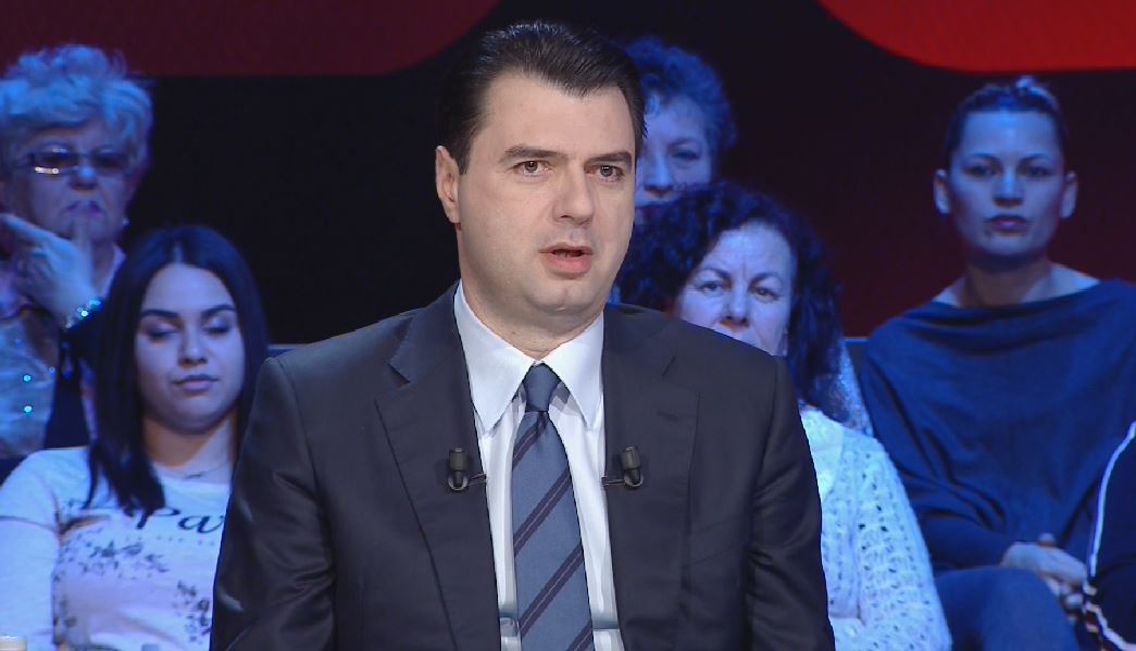 Basha ftesë të papritur PS: Ta zgjidhim krizën bashkë me socialistët basha1