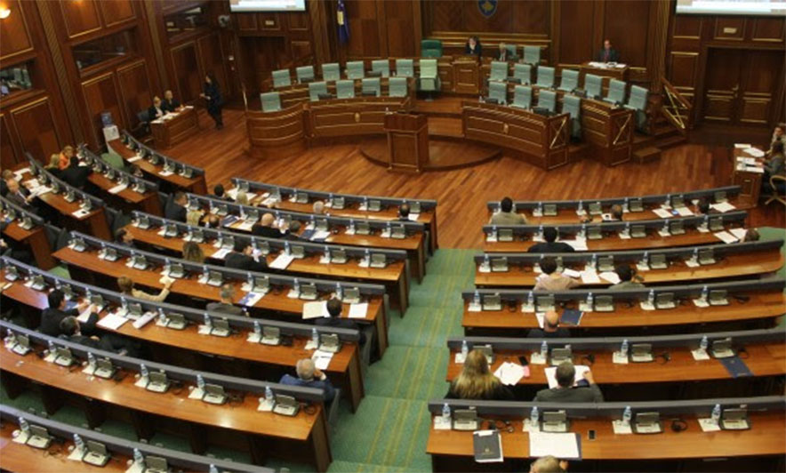 Kosova kopjon Shqipërinë, miratohet rezoluta për ndalimin e bixhozit kaz