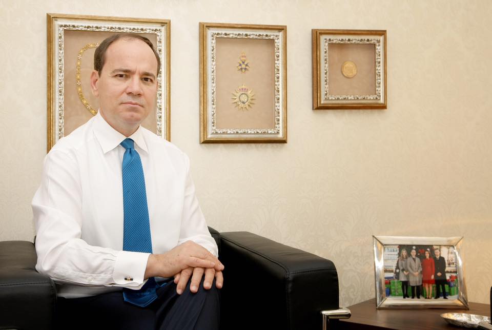 Ish-Presidenti Nishani paralajmëron radikalizim të aksionit opozitar nishani