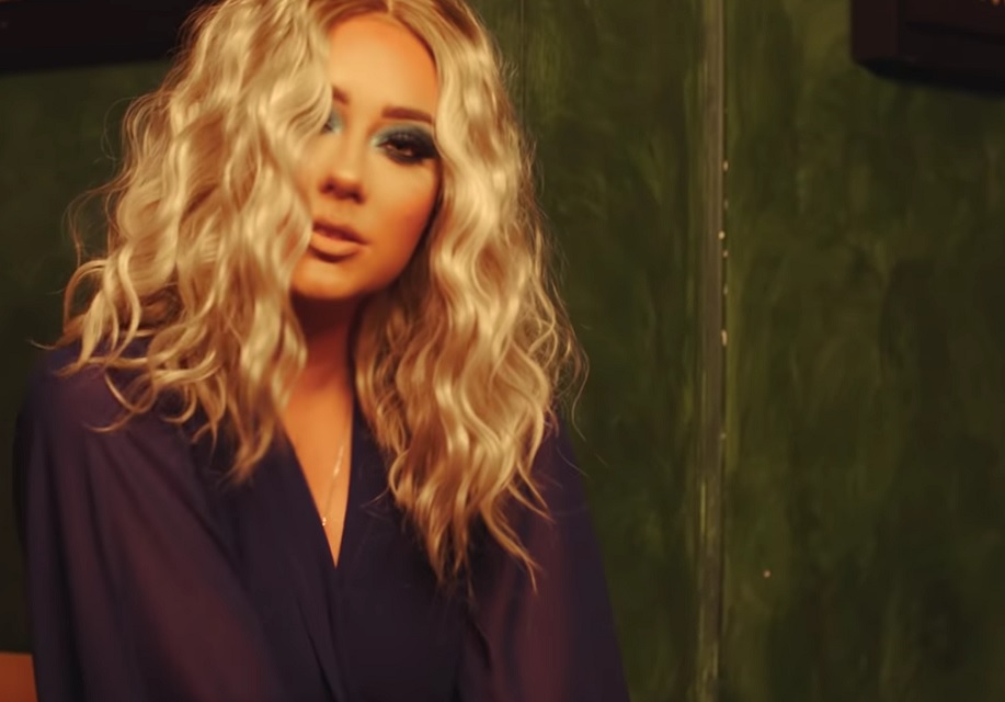 “Ma ke pas me hile”, me kë e ka Ronela në këngën e re “Pa dashni”? ronela hajati