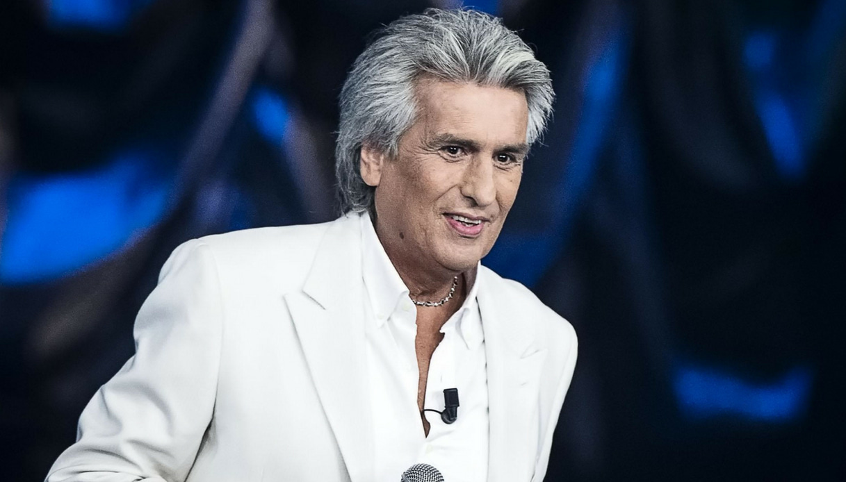Filorus? Pas Al Banos dhe këngëtarit të njohur italian i ndalohet hyrja në Ukrainë toto cutugno