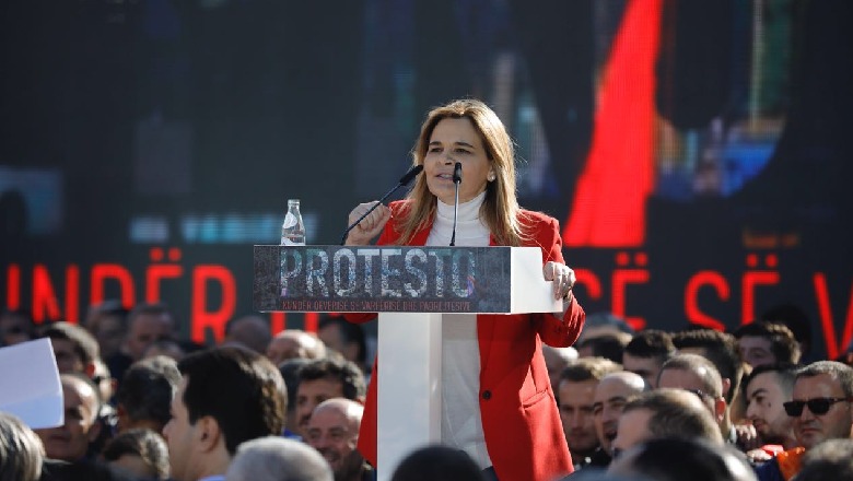 Kryemadhi mungon në protestë. Ku ndodhet kryetarja e LSI 1557766870 monika