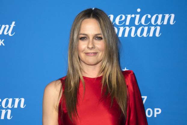 Alicia Silverstone 2
