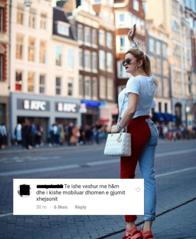 “Aq sa harxhon për veshje do i kishe mobiluar dhomën Xhejsonit” Alketa i mbyll gojën komentuesit: Nuk jam parazit 1 Alketa 2