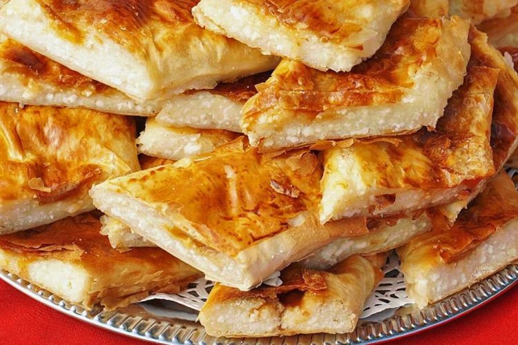 Recetë/ Byrek me kos Byreku 1