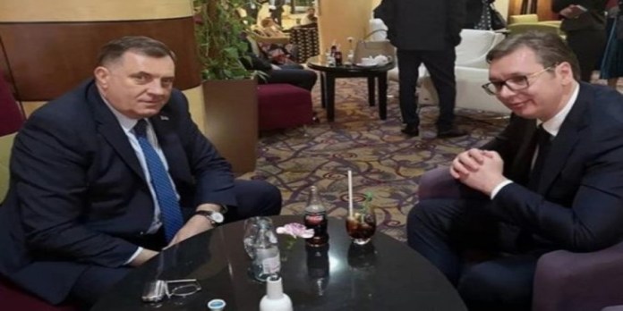 Dy ‘armiqtë’ e Kosovës, kafe në Tiranë/ Mediat serbe në ekstazë: Takim vëllezërish Dodik Vucic