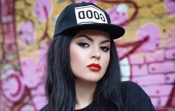 ‘Oj Zogo’/ Fifi publikon versonin e ri, shihni klipin Fifi 3