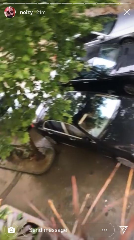 Foto/ Noizy zbulon pamjet e oborrit plot makina. Të gjitha të tijat janë?! 2 Noizy 3