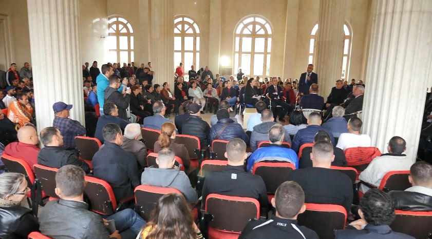 Aleatët opozitar: Ja emrat e qeverisë tranzitore me “veteranët” e PS/ PD aleatet ne Fier
