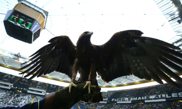 Startojnë gjysëmfinalet e Europa League, dy angleze duan finalen eintracht