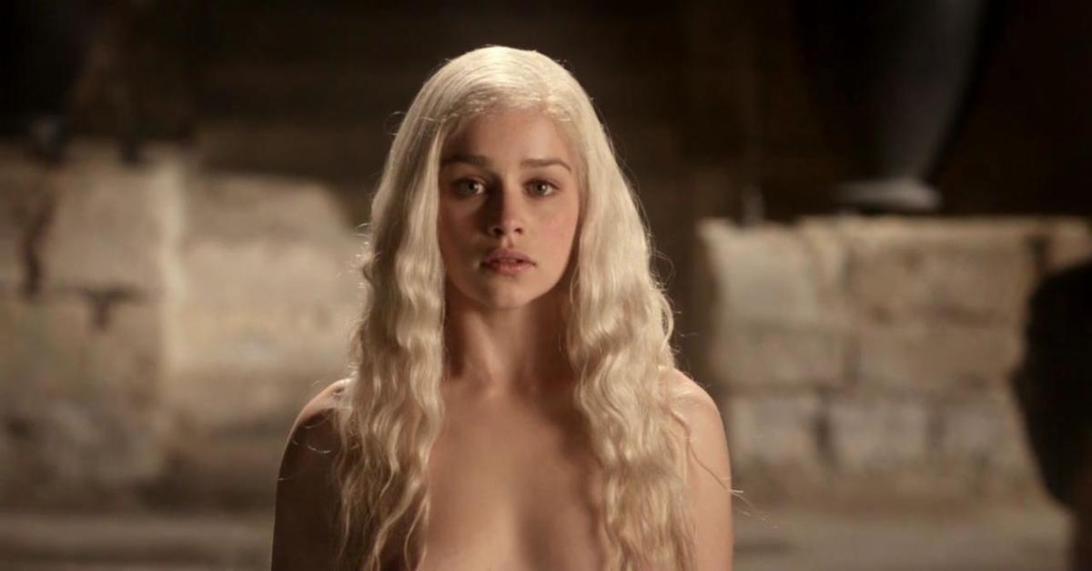Në "Game of Thrones" aktoren e filmonte vëllai i saj gjatë skenave intime 3 emili