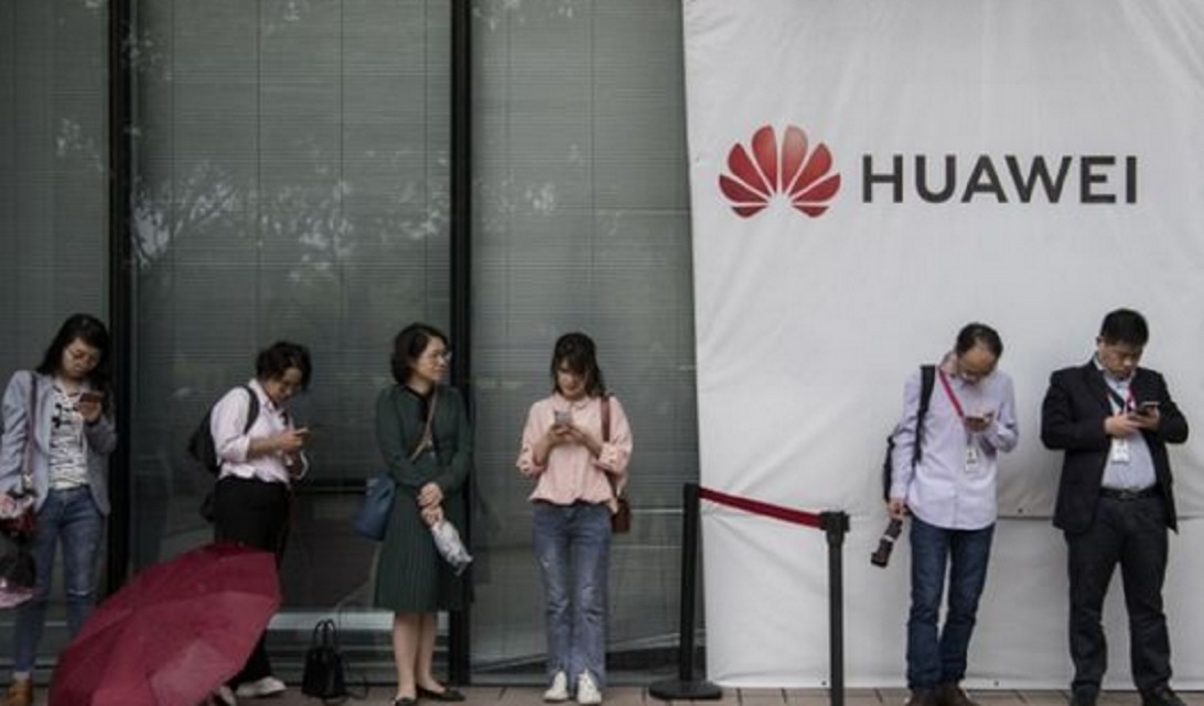 Çfarë do të ndodhë me smartphone? SHBA zbut tensionin, shefi i Huawei: Na nënvlerësojnë! huawei