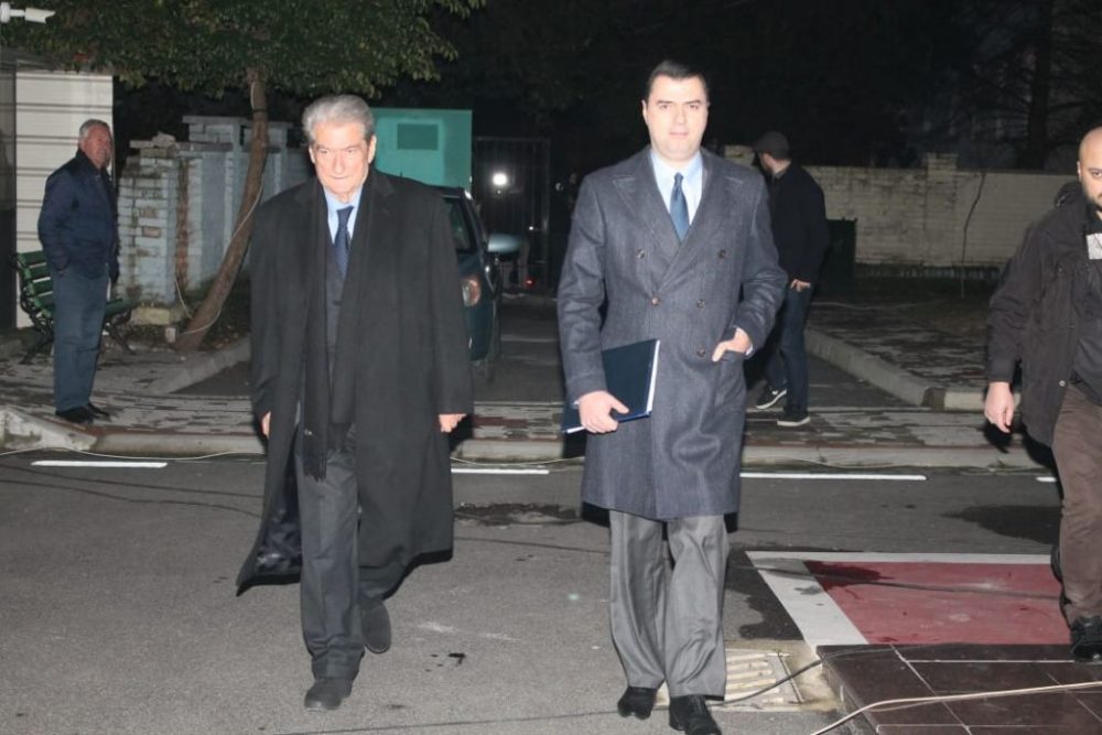 Flamur Kuçi / Përgjegjësia e asgjesimit të PD-së kuvend 9 1
