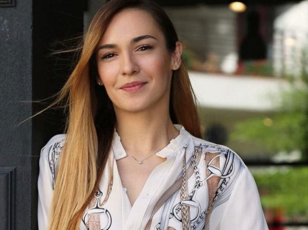 Publikoi foton, Ori Nebiaj na prezanton me mashkullin e jetës së saj ori d