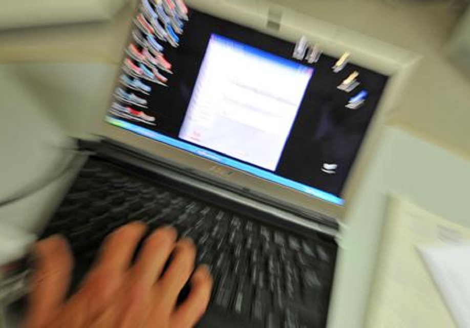 Studimi, një e treta e përdoruesve gati të japë të dhënat personale për para privatesia online