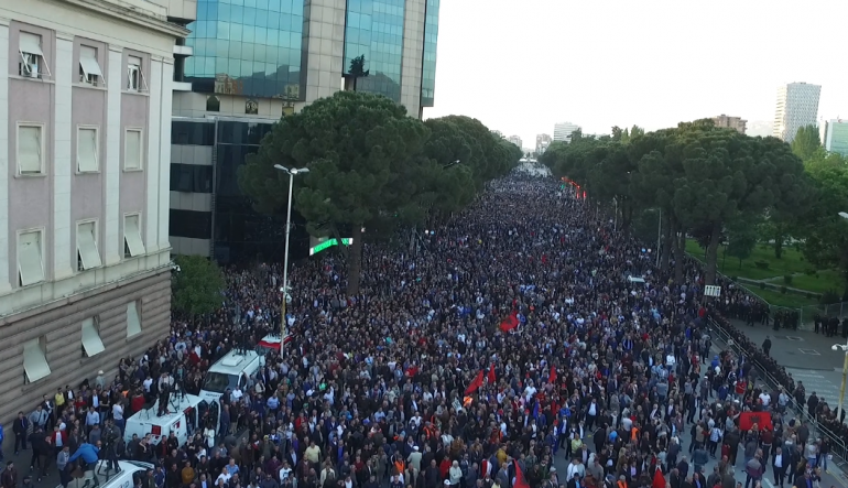 ZDS: Ishim dëshmitarë të dhunës, protestuesit u përndoqën protesta e opozites 2