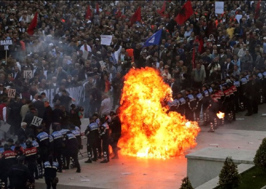 PD bën të njohura shifrat, sa qytetarë janë nisur nga rrethet protesta285