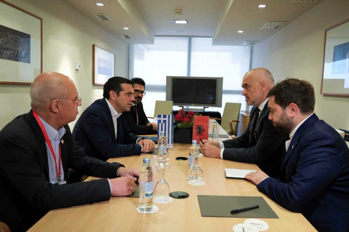 Pas presionit të Greqisë, Rama merr vendimin e dytë për pronat e Himarës 2 rama tsipras