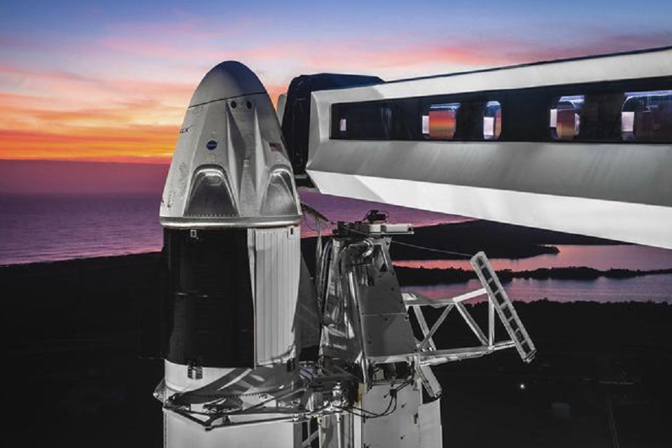 Internet kudo! SpaceX lëshon satelitët në hapësirë space