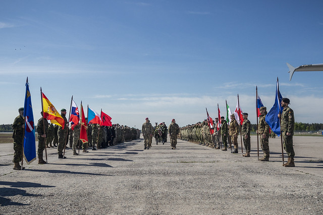 FOTO- Major Tanushi përcillet me nderime në atdhe nga kolegët e tij në Letoni 6 tanushi 5