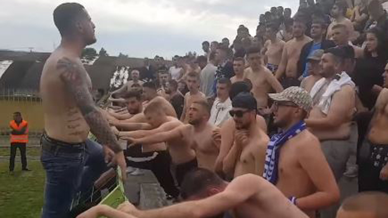 Thirrjet “Allahu Ekbar” në stadium, antiterrori shoqëron tifozin e Tiranës tifozet e tiranes