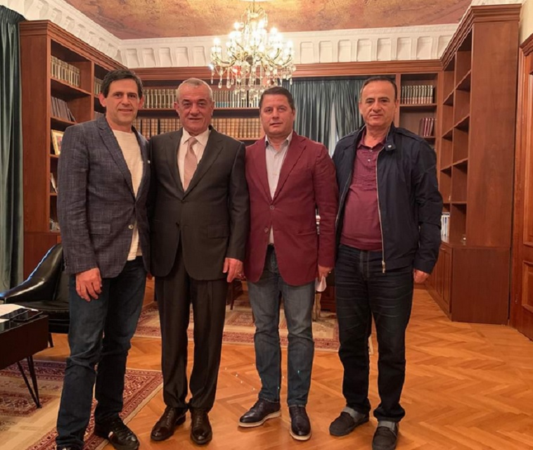 Kush zëvendëson në Kuvend deputetët që garojnë për kryetarë bashkish tre deputetet
