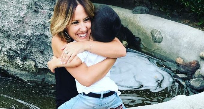 Foto/ Arbana Osmani për herë të parë zbulon fytyrën e djalit të saj Arbana 1