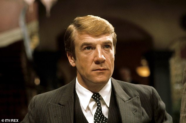 Vdes aktori që luajti James Bondin James Bond