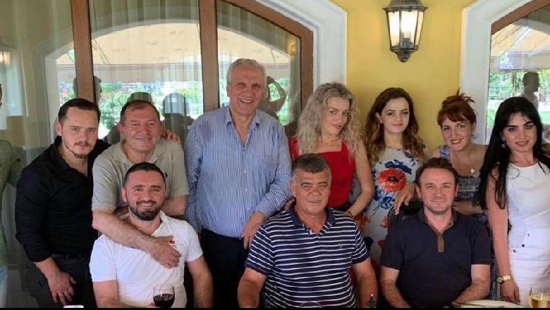 Mblidhet grupi i deputetëve të LSI-së, Gjoni: Të dielën Zoti e ka bërë pushim LSI ha dreke