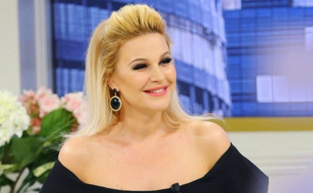 Rudina Magjistari bën gafën e rradhës, këtë herë në Instagram Rudina 1