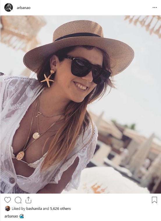 Surprizon Arbana Osmani, publikon foto me bikini 1 afcfth