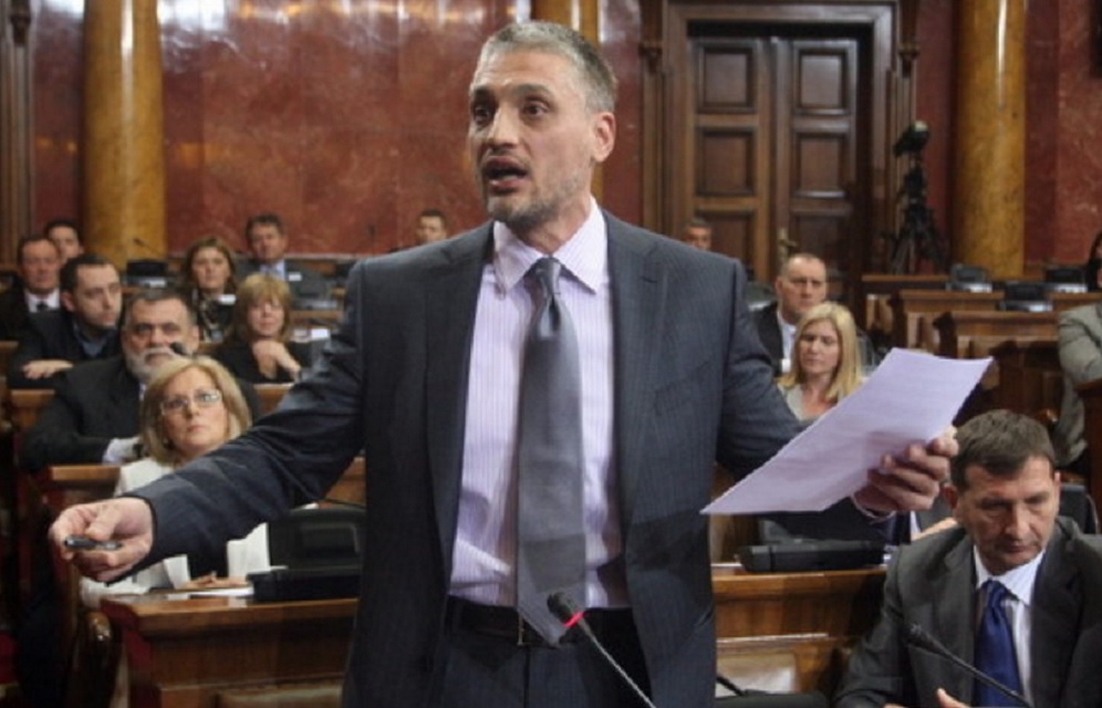 Fjalimi historik për Kosovën në Parlamentin e Serbisë që bëri të heshtin të gjithë cedomir jovanoviq