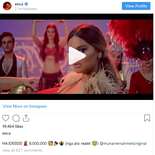 Enca ka një lajm të mirë, po prapë thumbon kolegët 1 enca kenga