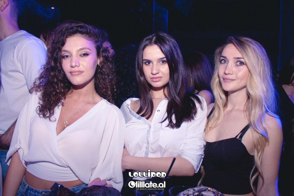 Në një krah bëhej “luftë”, në krahun tjetër në Tiranë nami 16 feste 17